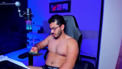 Snapshot of bruno_diaz31 chatting on June 7, 4:49 am Bruno online show from June 7, 4:49 am