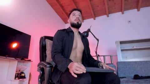 Andres Suarez online show from April 4, 11:24 pm