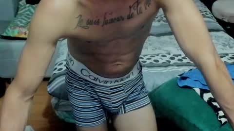 Snapshot of brunocuttie94 chatting on July 7, 10:47 pm Join my fan club here 150 tokens a month online show from July 7, 10:47 pm
