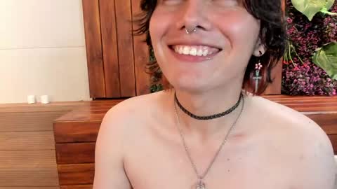 Snapshot of brunodeluca_ chatting on June 8, 1:39 am Bruno online show from June 8, 1:39 am