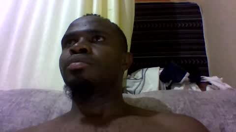 Snapshot of brusedarling chatting on November 10, 1:54 pm brucedarling online show from November 10, 1:54 pm