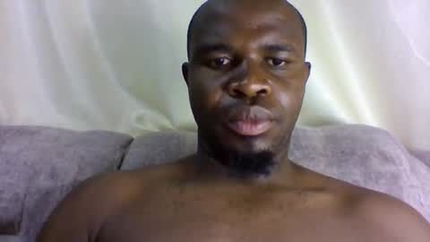 Snapshot of brusedarling chatting on April 18, 3:43 am brucedarling online show from April 18, 3:43 am