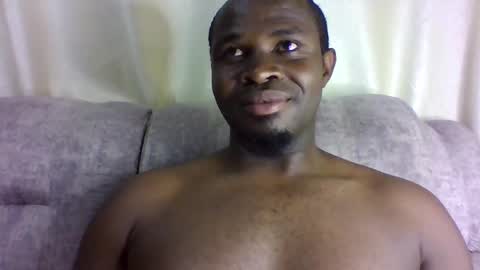 Snapshot of brusedarling chatting on May 7, 3:17 pm brucedarling online show from May 7, 3:17 pm