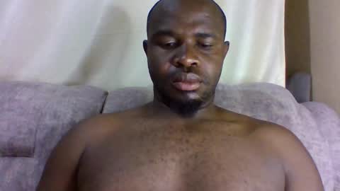 Snapshot of brusedarling chatting on May 24, 3:33 am brucedarling online show from May 24, 3:33 am
