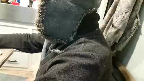 Steve... aka SkinnieDippin aka TimberTramp online show from December 20, 6:48 pm