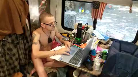 Steve... aka SkinnieDippin aka TimberTramp online show from May 20, 4:13 pm