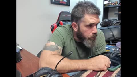 Snapshot of brutalmaster1983 chatting on October 11, 4:33 am BRUTALMASTER1983 online show from October 11, 4:33 am