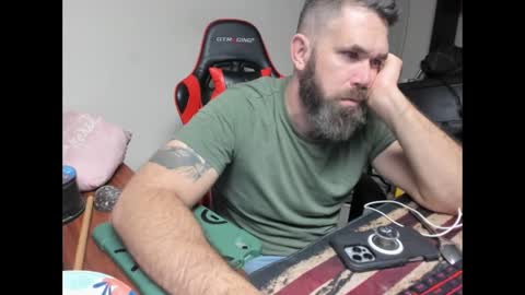 Snapshot of brutalmaster1983 chatting on October 12, 7:51 am BRUTALMASTER1983 online show from October 12, 7:51 am