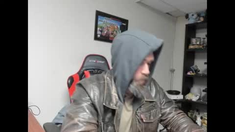 Snapshot of brutalmaster1983 chatting on November 23, 8:19 pm BRUTALMASTER1983 online show from November 23, 8:19 pm