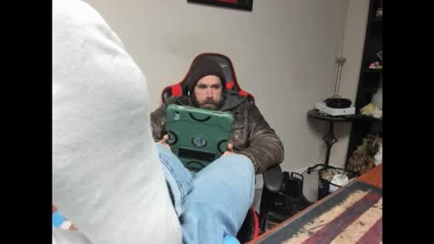 Snapshot of brutalmaster1983 chatting on December 15, 8:24 pm BRUTALMASTER1983 online show from December 15, 8:24 pm