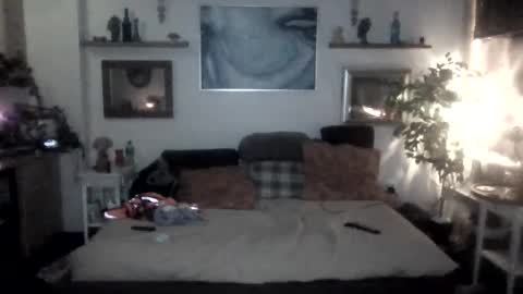 Snapshot of brxdd88 chatting on April 8, 2:00 am BRADDY online show from April 8, 2:00 am