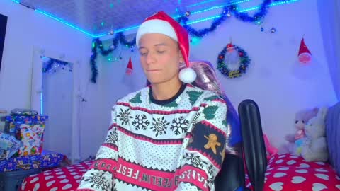 Snapshot of bryam_hot chatting on December 24, 3:16 am BRYAM INDEPENDENT MODEL online show from December 24, 3:16 am