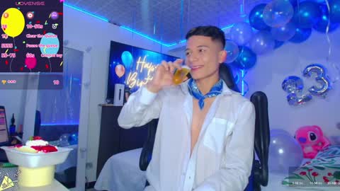 Snapshot of bryam_hot chatting on January 14, 5:08 am BRYAM INDEPENDENT MODEL online show from January 14, 5:08 am