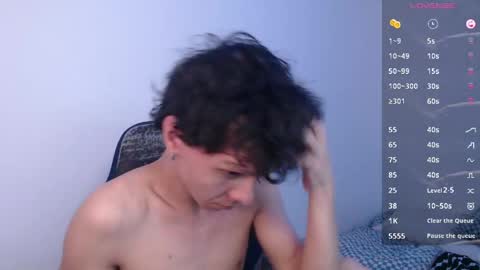 Snapshot of bryamado chatting on May 17, 8:23 am bryamado online show from May 17, 8:23 am