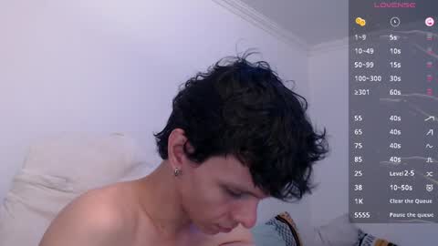 Snapshot of bryamado chatting on May 29, 5:27 am bryamado online show from May 29, 5:27 am