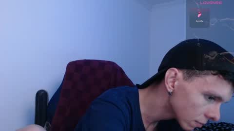 Snapshot of bryamado chatting on June 15, 2:25 am bryamado online show from June 15, 2:25 am