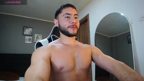 bryan_oficials online show from December 29, 4:27 am