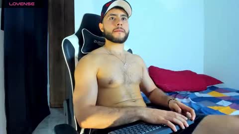 bryan_oficials online show from September 12, 3:39 am