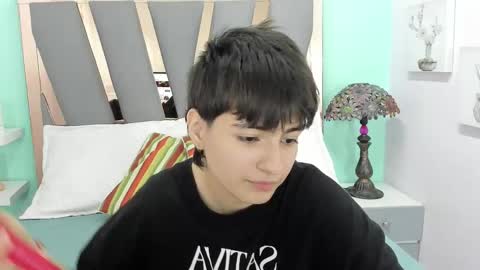 Snapshot of bryce_evans chatting on December 14, 3:28 pm B R Y C E online show from December 14, 3:28 pm