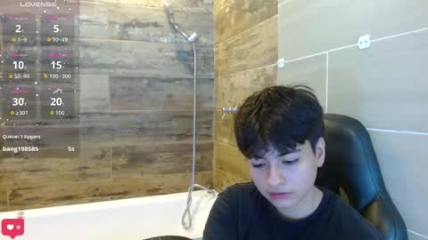 Snapshot of bryce_evans chatting on March 2, 3:52 pm B R Y C E online show from March 2, 3:52 pm