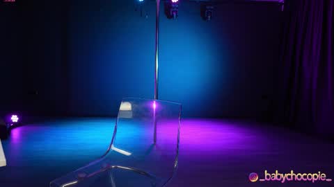 Snapshot of bubble__gum_ chatting on January 9, 8:21 pm Bubble gum online show from January 9, 8:21 pm