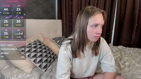 Sabrina  online show from January 10, 8:07 am