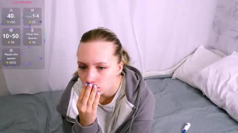 Snapshot of bubblebbb chatting on January 15, 4:17 am Sabrina online show from January 15, 4:17 am