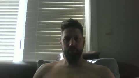 bubblebee1982 online show from May 10, 6:40 am
