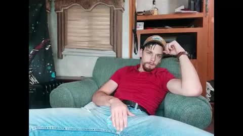 Snapshot of bubblebutt417 chatting on May 3, 5:52 pm Max candi online show from May 3, 5:52 pm