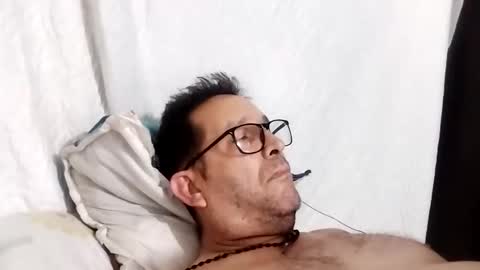 buchs32 online show from November 22, 4:55 am