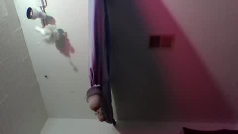 buckoykang online show from April 15, 7:26 am