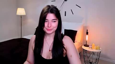 Ari online show from March 5, 1:51 pm