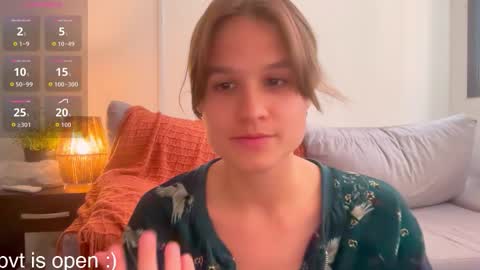 Snapshot of buckwheat_queen chatting on November 1, 5:37 pm Mira online show from November 1, 5:37 pm