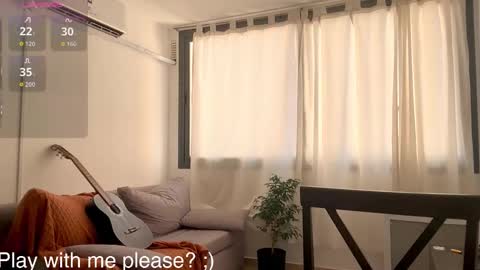 Snapshot of buckwheat_queen chatting on November 26, 5:58 pm Mira online show from November 26, 5:58 pm