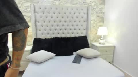 Buda y Cataleya online show from January 17, 3:17 pm