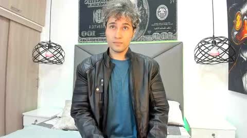 Snapshot of buddy_whitte chatting on October 31, 11:55 am Buddy Whitte online show from October 31, 11:55 am