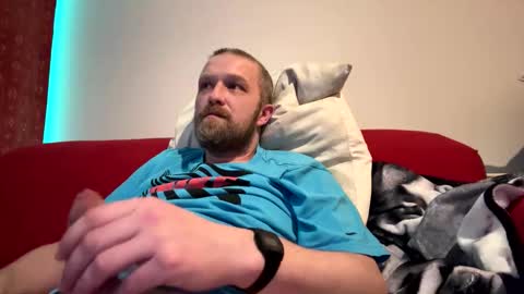 Snapshot of budgie1095 chatting on January 14, 9:20 pm budgie1095 online show from January 14, 9:20 pm
