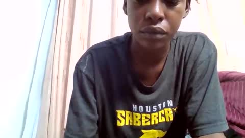 Snapshot of buffybaby_2 chatting on January 16, 9:41 pm buffybaby_2 online show from January 16, 9:41 pm