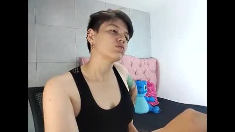 bug2025 online show from October 17, 3:20 am