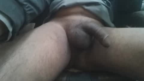 Snapshot of bullbiggballs chatting on December 16, 10:08 am Bigg bull with big COCKBALLS online show from December 16, 10:08 am