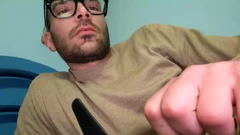 Bullboy9292 online show from April 2, 10:29 pm