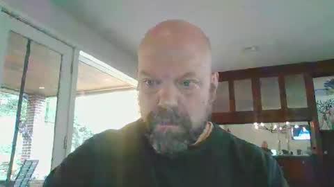 Snapshot of bulldog302w chatting on November 9, 4:27 pm bulldog302w online show from November 9, 4:27 pm