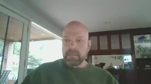 Snapshot of bulldog302w chatting on November 19, 2:17 pm bulldog302w online show from November 19, 2:17 pm