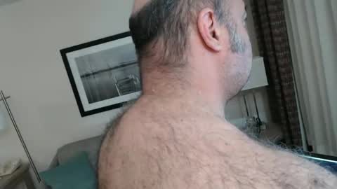 Snapshot of bullmusclejoe chatting on October 27, 12:26 am BullMuscleJoe online show from October 27, 12:26 am