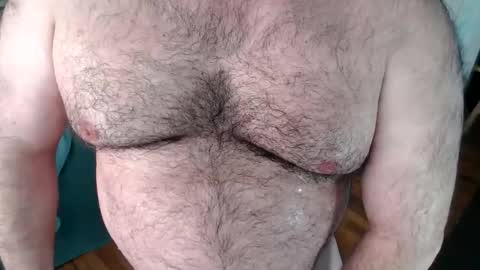 Snapshot of bullmusclejoe chatting on February 13, 10:28 pm BullMuscleJoe online show from February 13, 10:28 pm