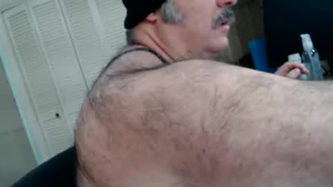 Snapshot of bullmusclejoe chatting on February 23, 12:46 pm BullMuscleJoe online show from February 23, 12:46 pm