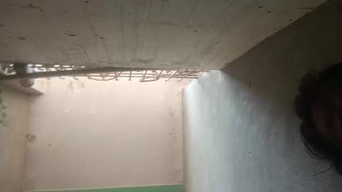 Snapshot of bullwballs chatting on March 22, 6:17 am Circumsised Bull online show from March 22, 6:17 am