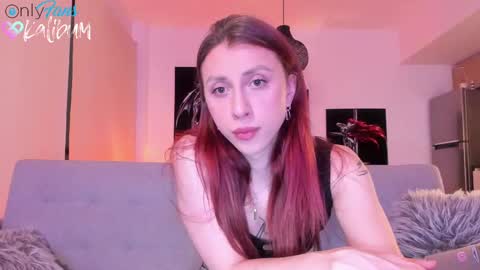 Snapshot of bumbum_kalibum chatting on October 17, 1:42 am Ivan online show from October 17, 1:42 am