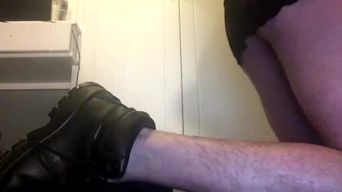Snapshot of bungle87 chatting on April 26, 8:50 pm bungle online show from April 26, 8:50 pm