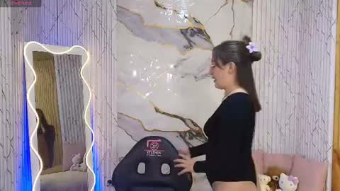 Snapshot of bunni_tay chatting on July 10, 3:11 am Bunni online show from July 10, 3:11 am